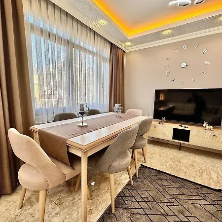 Golden Dome Appartement *