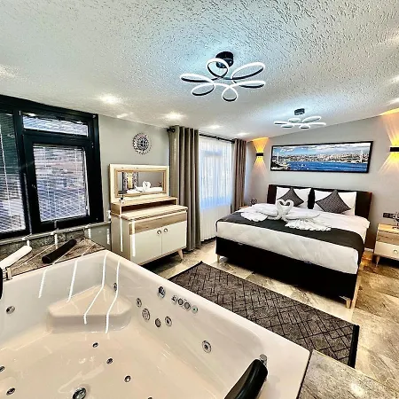 Golden Dome Appartement *